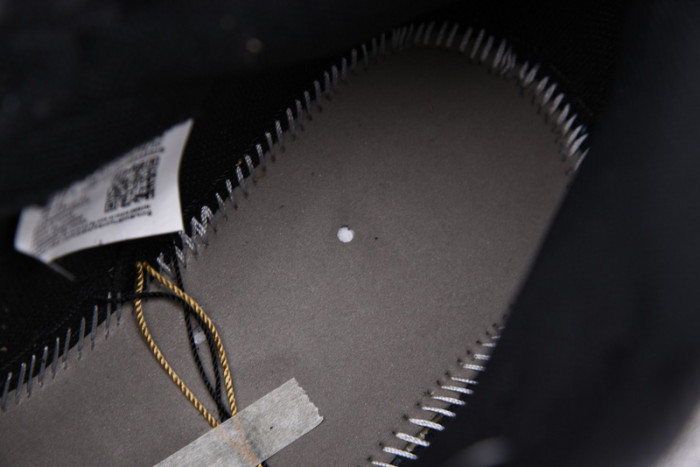 air jordan 1 retro high black metallic gold (2020) 555088-032