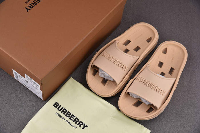 bur_berry slippers