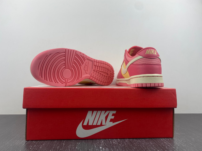 nike dunk low strawberry peach cream dh9765-200
