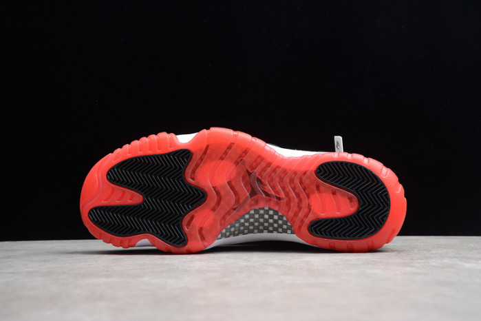 jordan 11 retro playoffs (2012)  378037-010