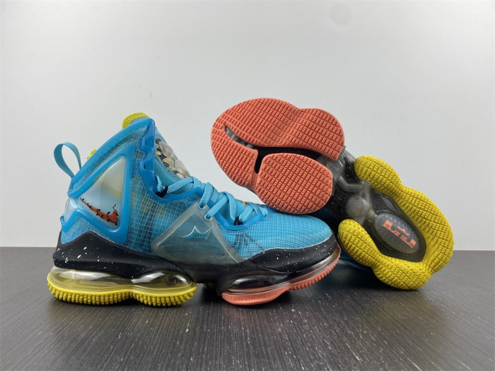 nike lebron 19 christmas - dc9338-400