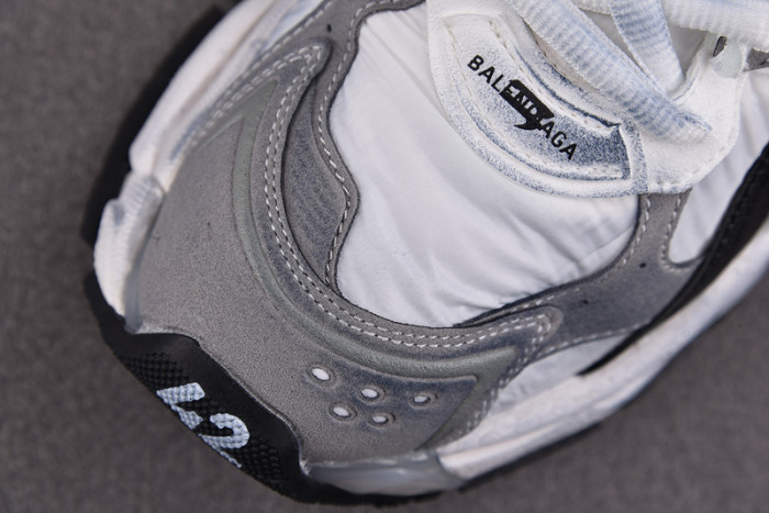 Ba*len*cia*ga -runner