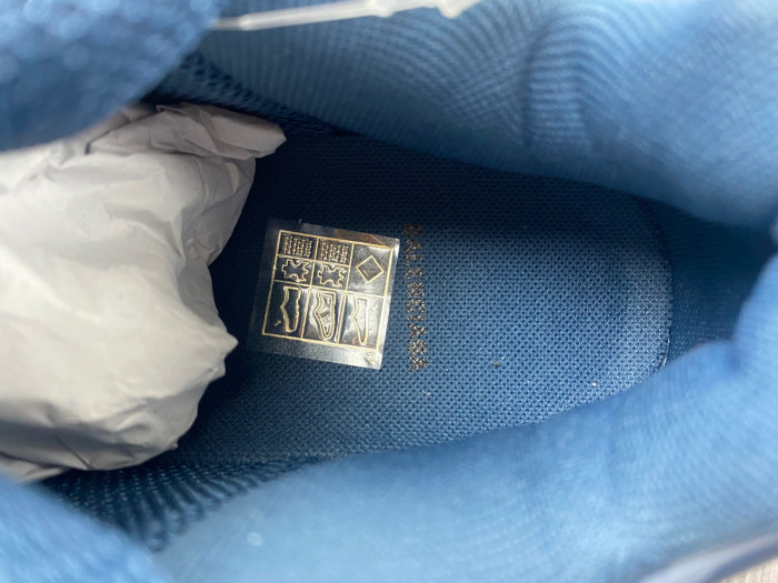 blcg sneaker triple.s.