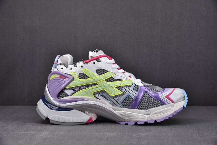 Ba*len*cia*ga -runner