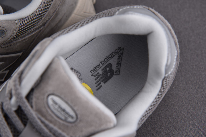 new balance 2002r marblehead light aluminum ml2002rc