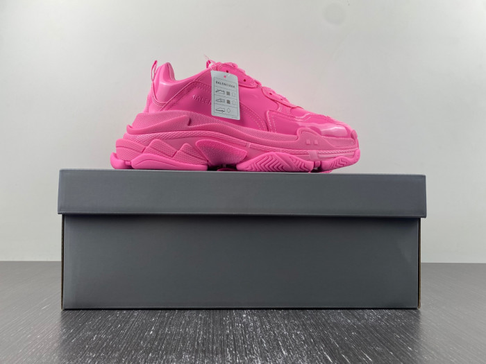 blcg sneaker triple.s.