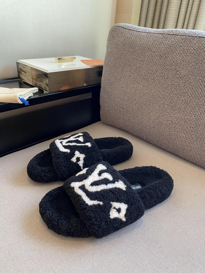 loui vuitto slippers