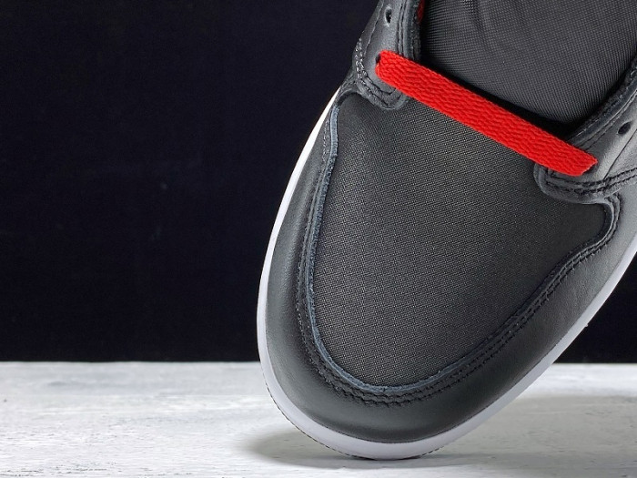 air jordan 1 black satin gym red 555088-060