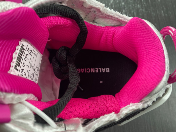 Ba*len*cia*ga -runner