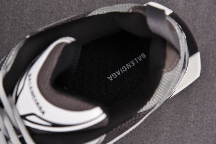 Ba*len*cia*ga x-pander