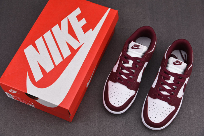 wmns dunk low 