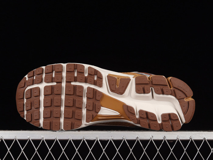 nike zoom vomero 5 wheat grass | fb9149-700