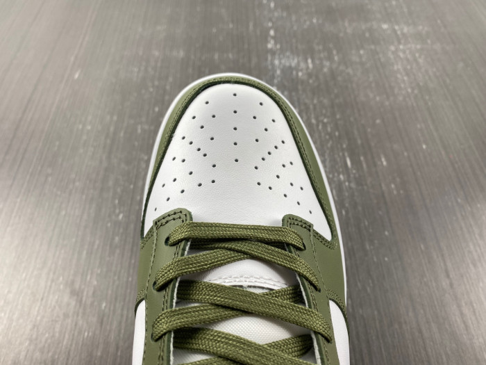 nike dunk low medium olive  - dd1503-120