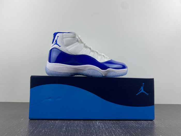 air jordan 11 white royal blue ct8012-114