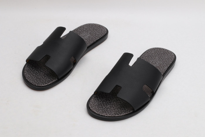 herm*s  slippers