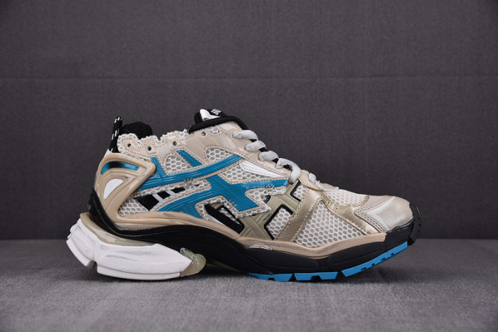 Ba*len*cia*ga -runner