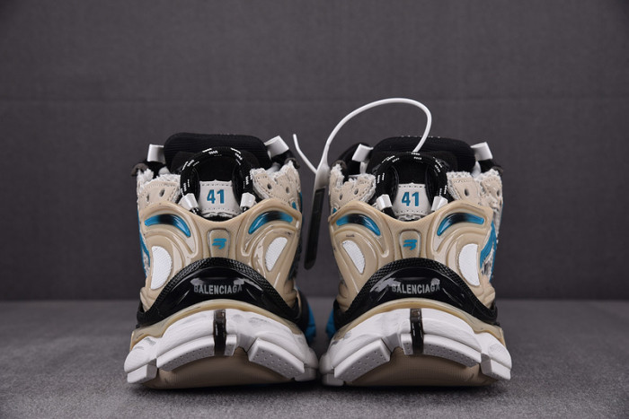 Ba*len*cia*ga -runner