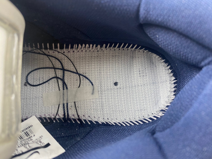 nike sb dunk low atmosphere grey true berry bq6817-001