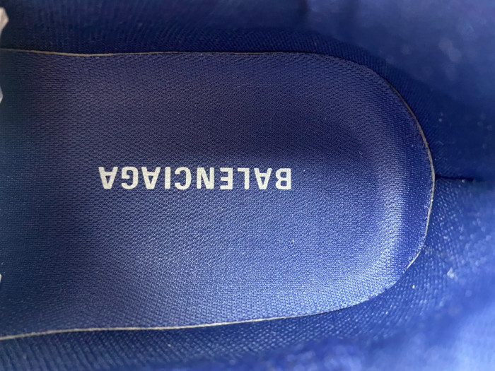 Ba*len*cia*ga -runner