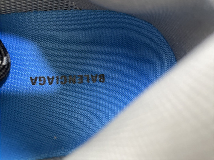 blcg sneaker triple.s.