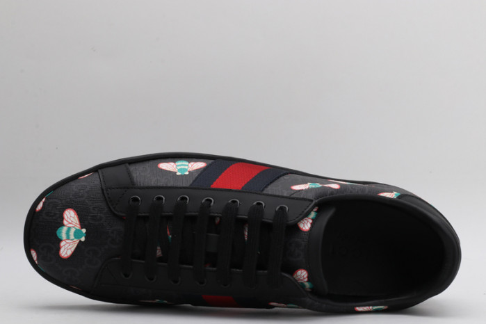 G*u*i  low-top sneaker