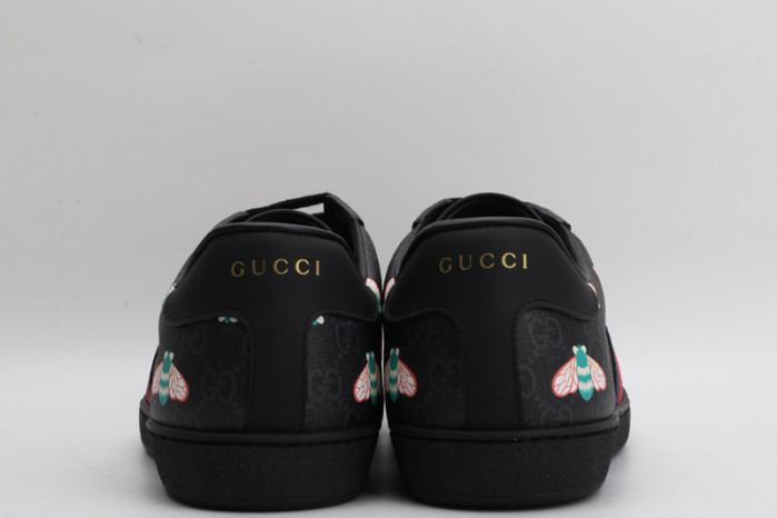 G*u*i  low-top sneaker