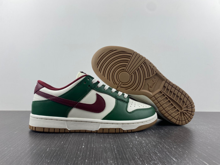 nike dunk low gorge green fb7160-161