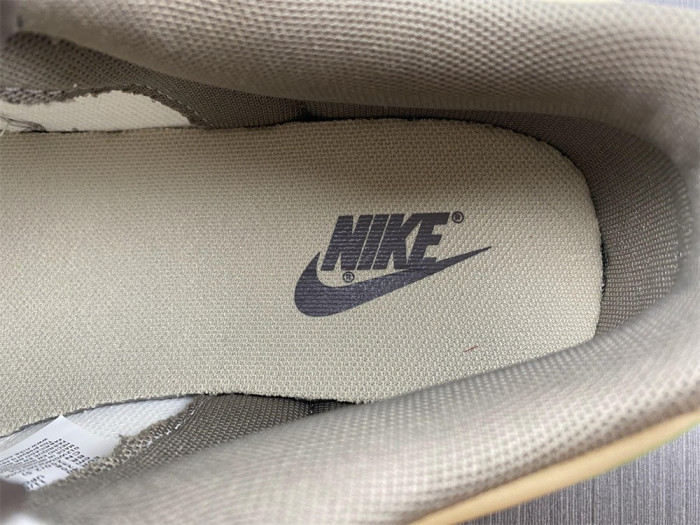 nike dunk low "khaki" fb4960-210