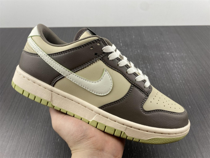 nike dunk low "khaki" fb4960-210