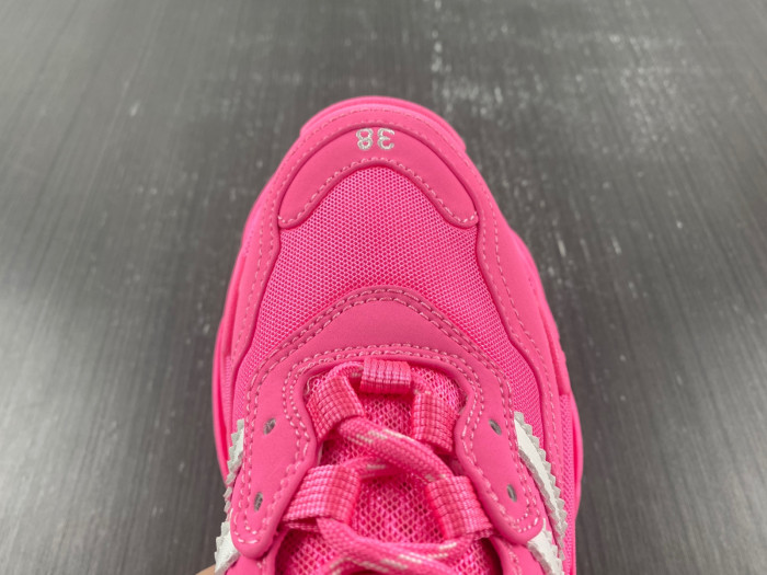 Ba*len*cia*ga triple s