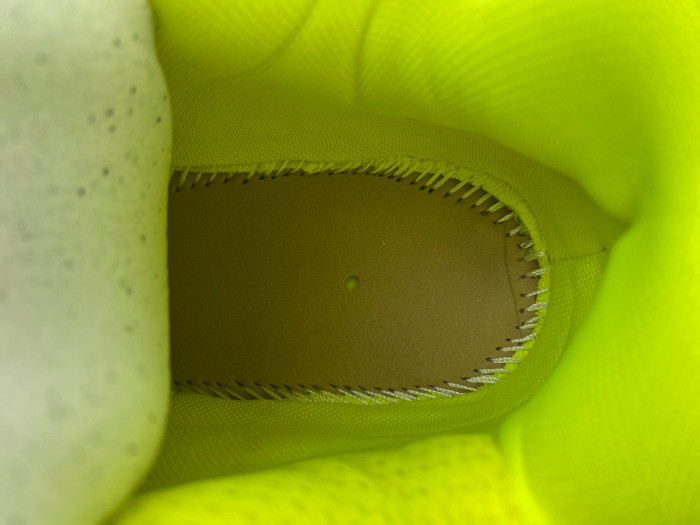 Ba*len*cia*ga -runner