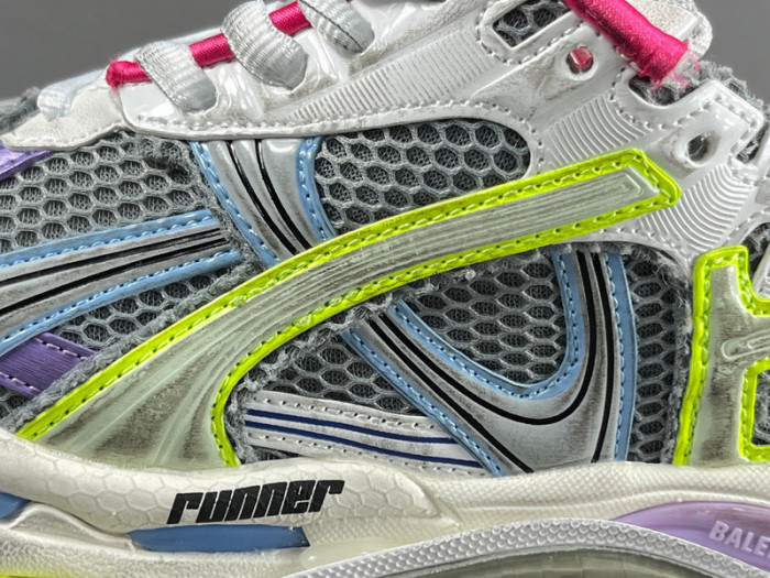 Ba*len*cia*ga -runner