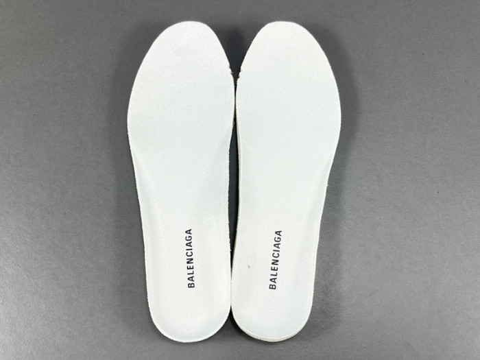 Ba*len*cia*ga -runner