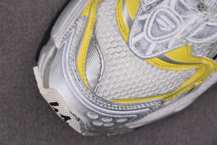 Ba*len*cia*ga -runner