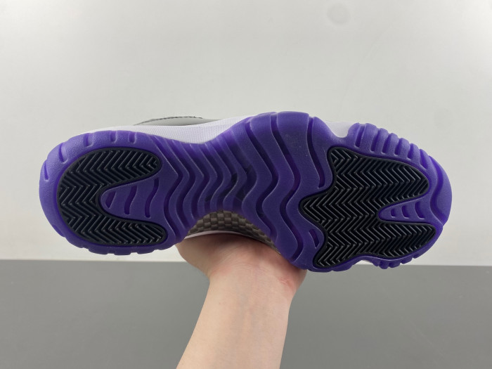 air jordan 11 retro white/black/purple ct8812-999