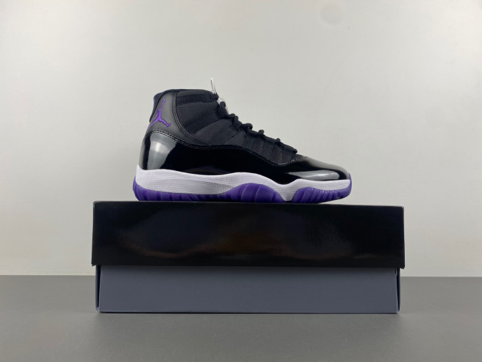 air jordan 11 retro white/black/purple ct8812-999