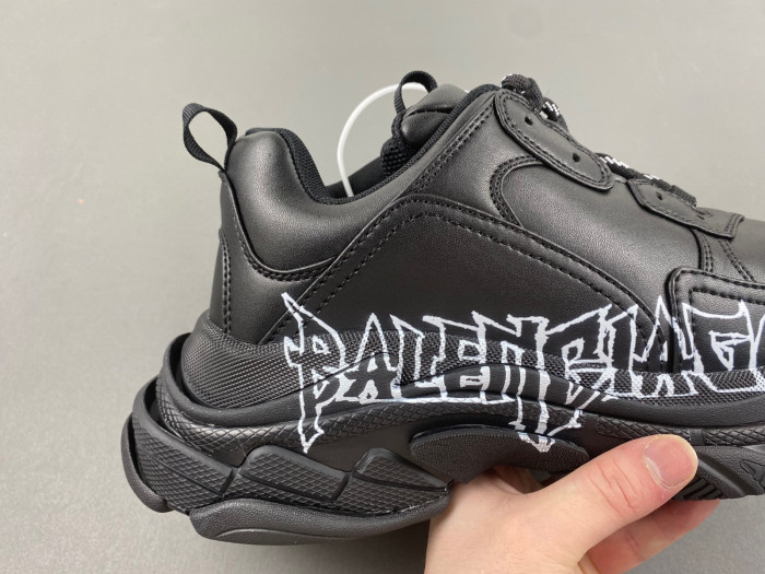 blcg sneaker triple.s.