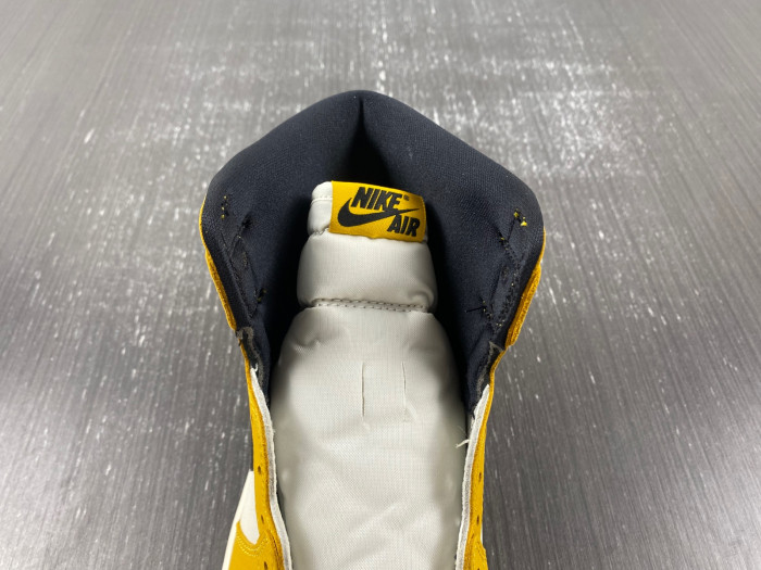 air jordan 1 high og "yellow ochre" dz5485-701