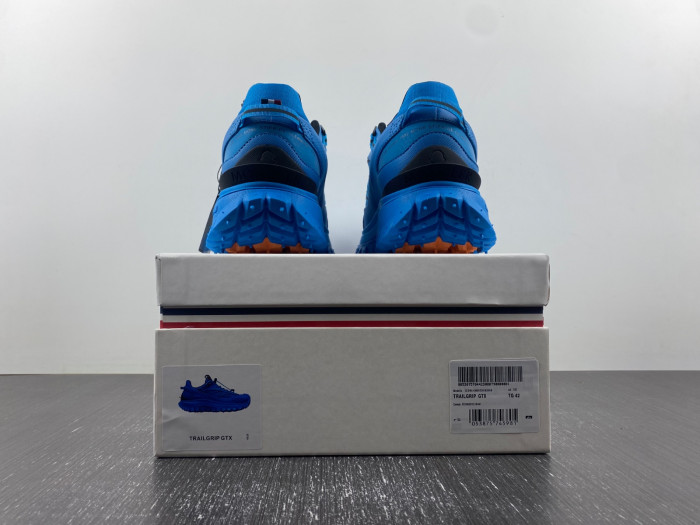 moncler trailgrip gtx