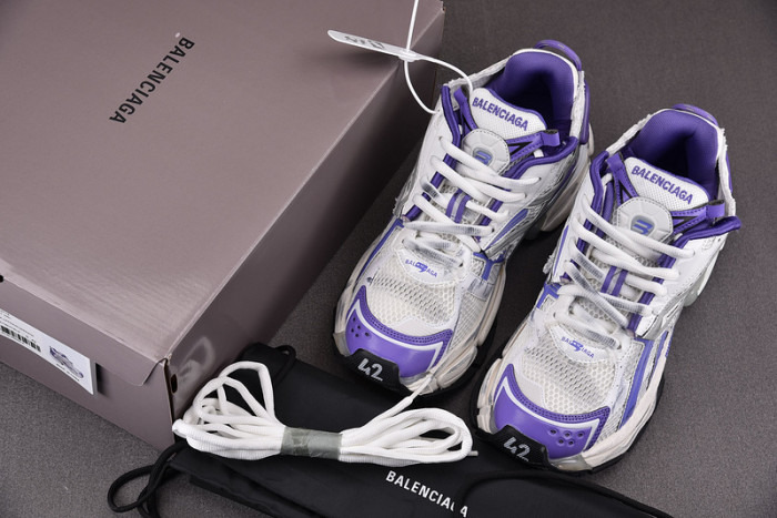 Ba*len*cia*ga -runner