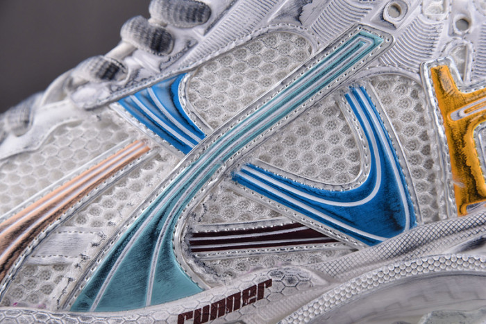 Ba*len*cia*ga -runner