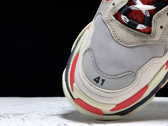 blcg sneaker triple.s.gomma