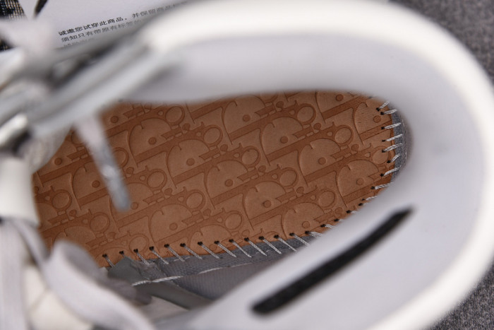 d10r x air jordan 1 high og (d10r shoe box ) cn8607-002