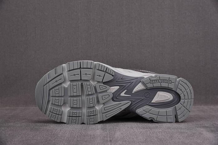 Ba*len*cia*ga -phantom sneakers