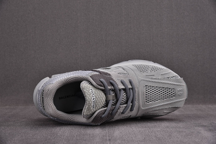 Ba*len*cia*ga -phantom sneakers