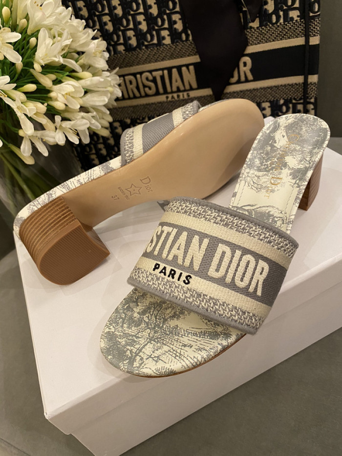Ch**an di0r heel sandals