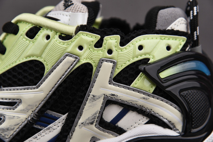 Ba*len*cia*ga -runner