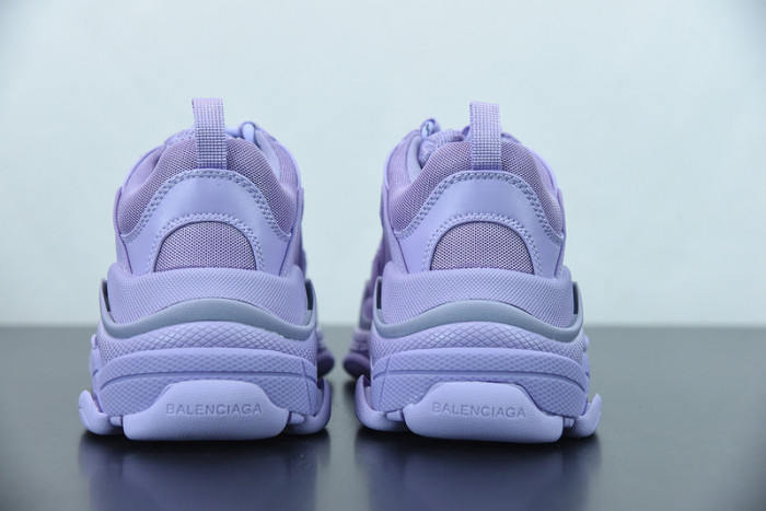 blcg sneaker triple.s.