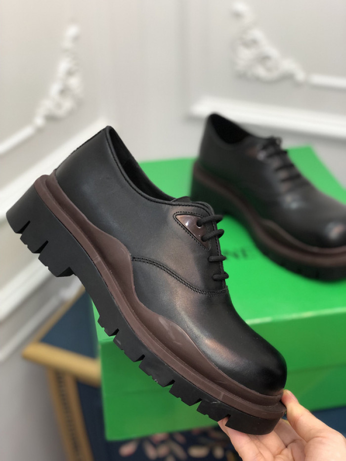 Bo*te*ga ve*ne*ta boots