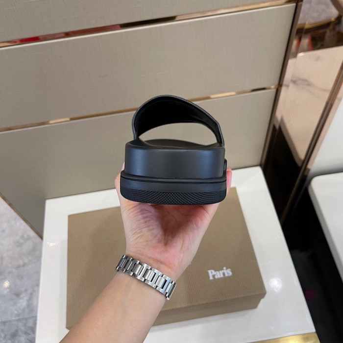 chris_tian lou_boutin slippers